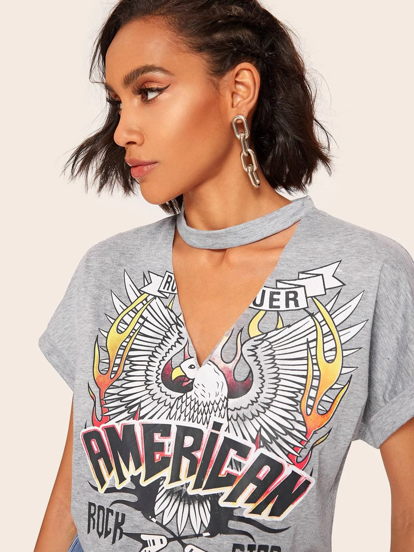 Eagle & Letter Print V-cut Choker Tee