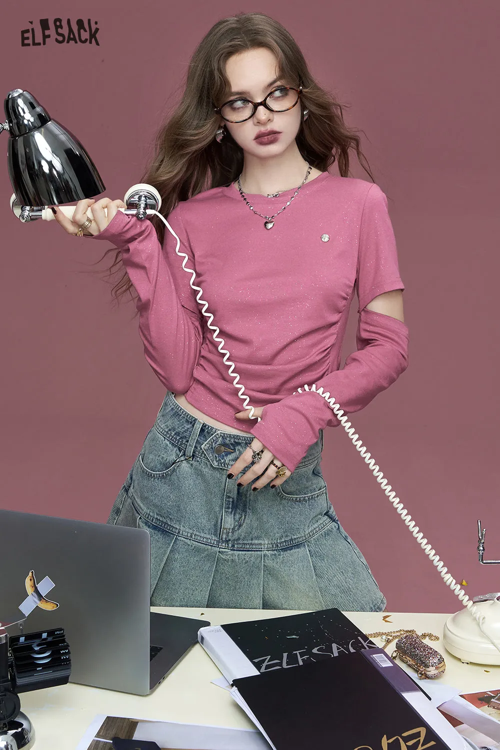 ELFSACK 2024 Autumn New Arrivals Barbie pink pleated shiny detachable long-sleeved hot girl slim T-shirt for women