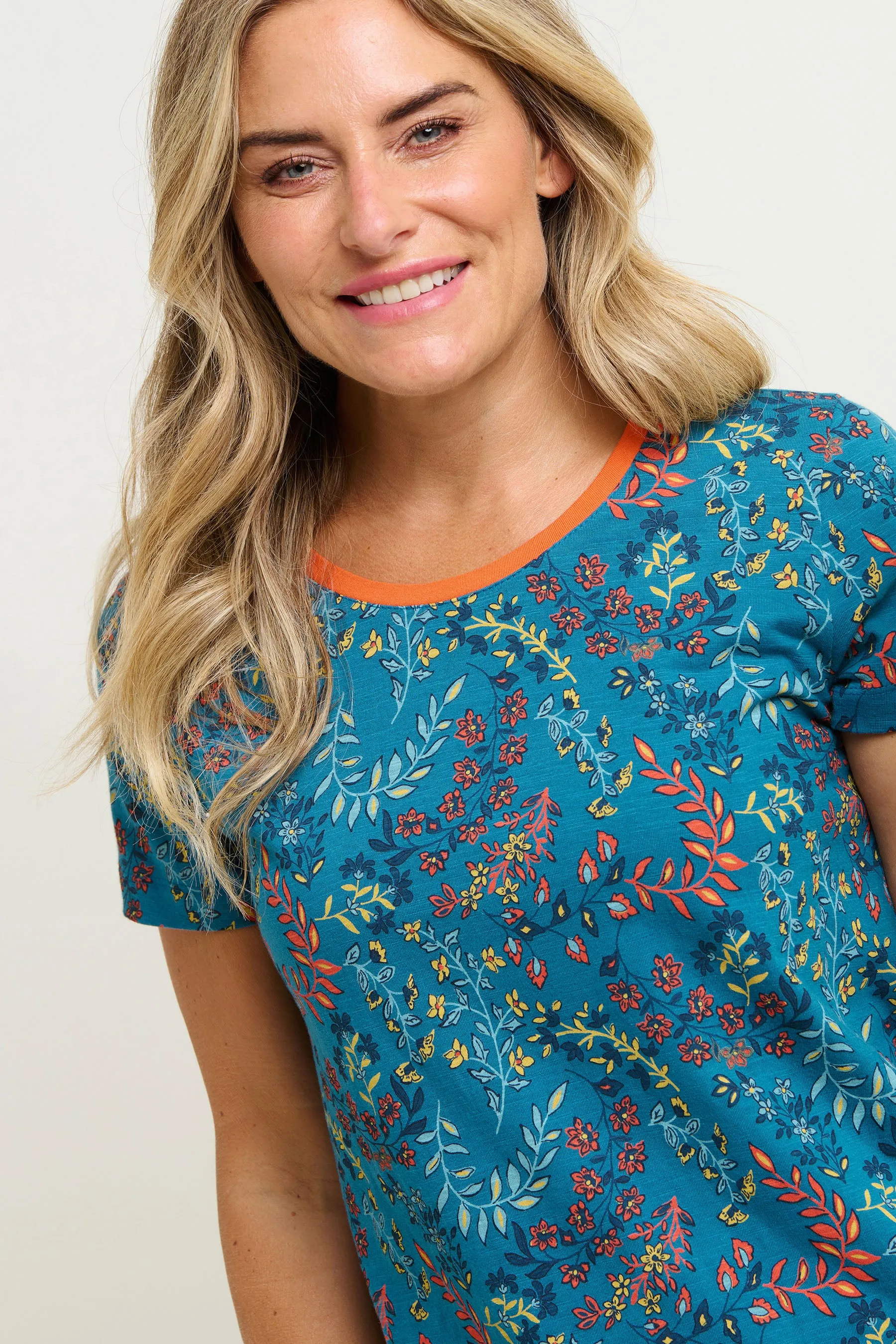 Uma Floral Paisley Tshirt